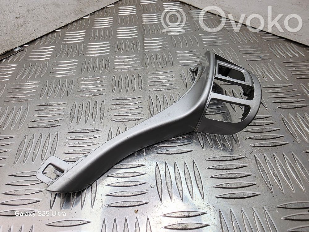 Nissan Qashqai Steering wheel trim 