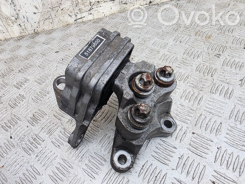 Alfa Romeo Giulietta Dzinēja spilvens 
