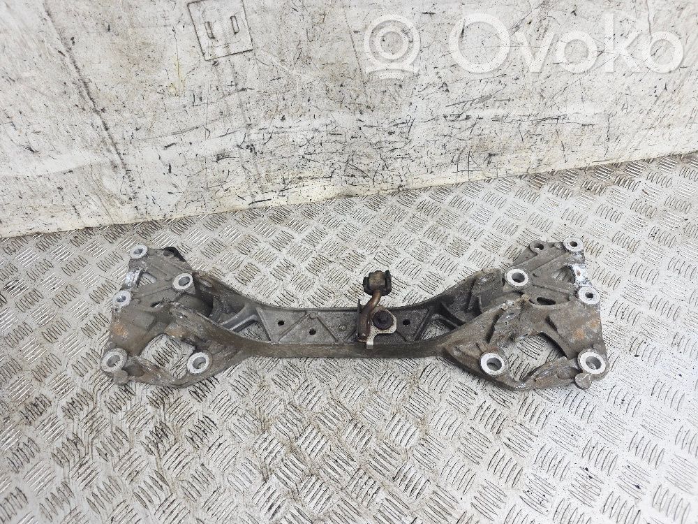 Alfa Romeo Giulietta Travesaño trasero 