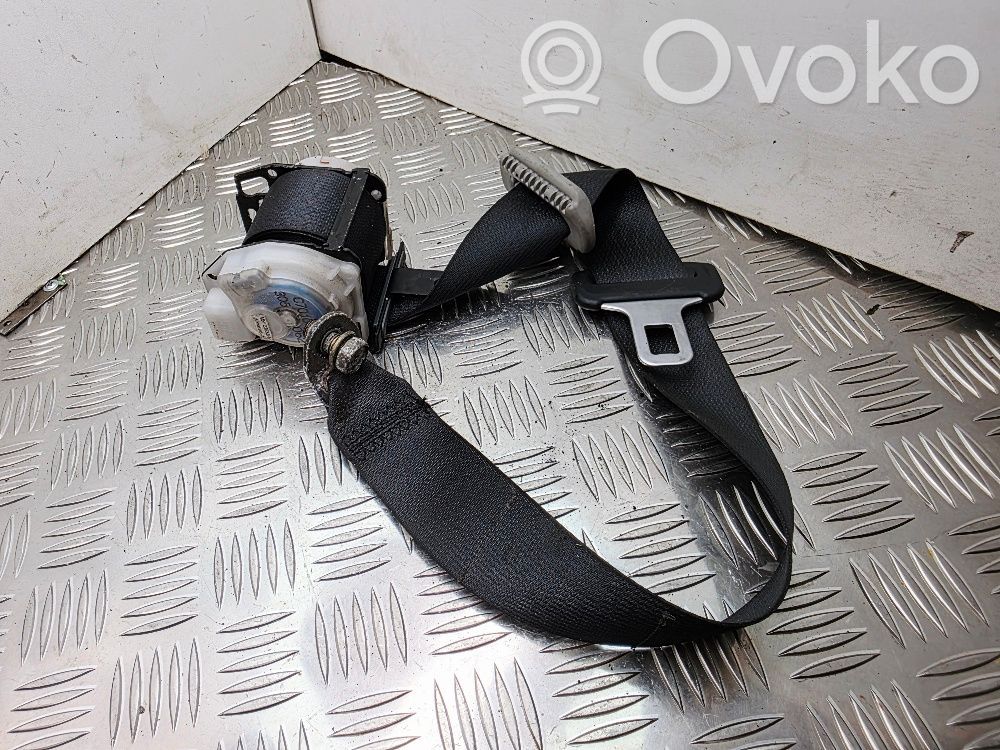 Mitsubishi L200 Cinturón trasero 