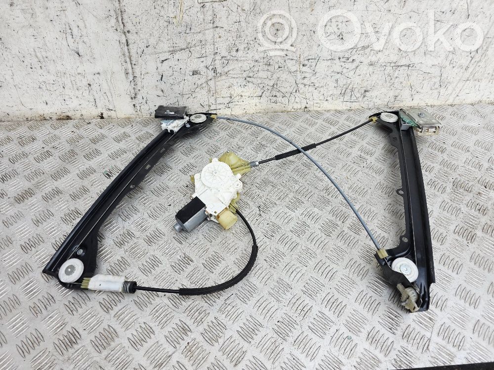 BMW 3 E92 E93 Front door window regulator with motor 