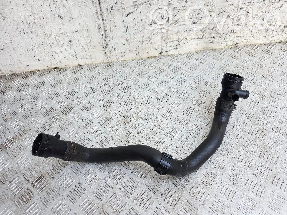 Audi A4 S4 B8 8K Przewód / Wąż chłodnicy 