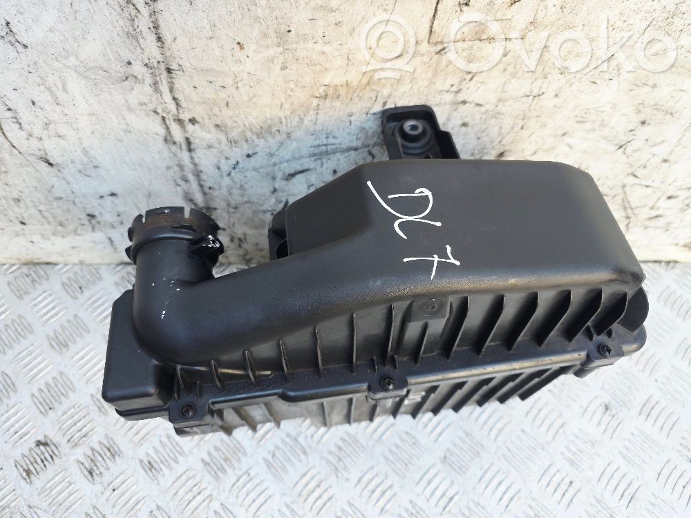 Peugeot 208 I Air filter box 