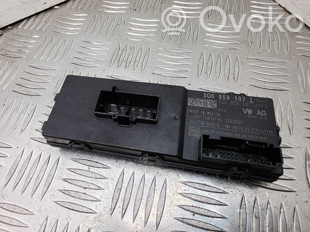 Volkswagen Atlas Tailgate/trunk control unit/module 
