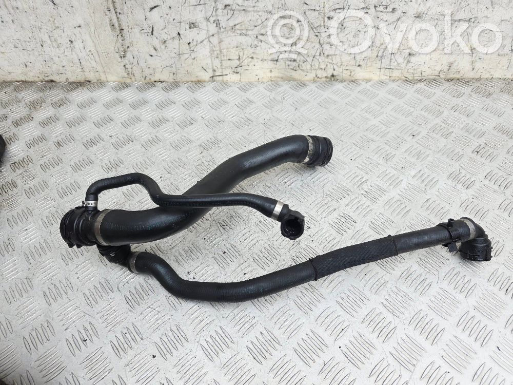 BMW 5 E60 E61 Engine coolant pipe/hose 