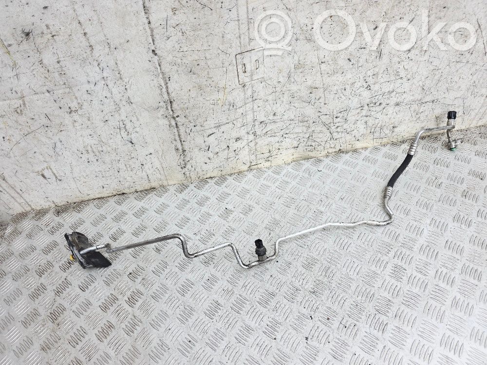 BMW 5 E60 E61 Ilmastointilaitteen putki (A/C) 