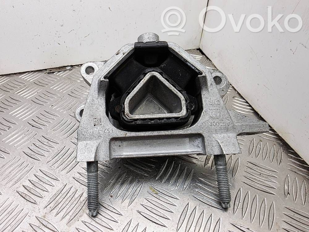 Opel Mokka B Variklio pagalvė 
