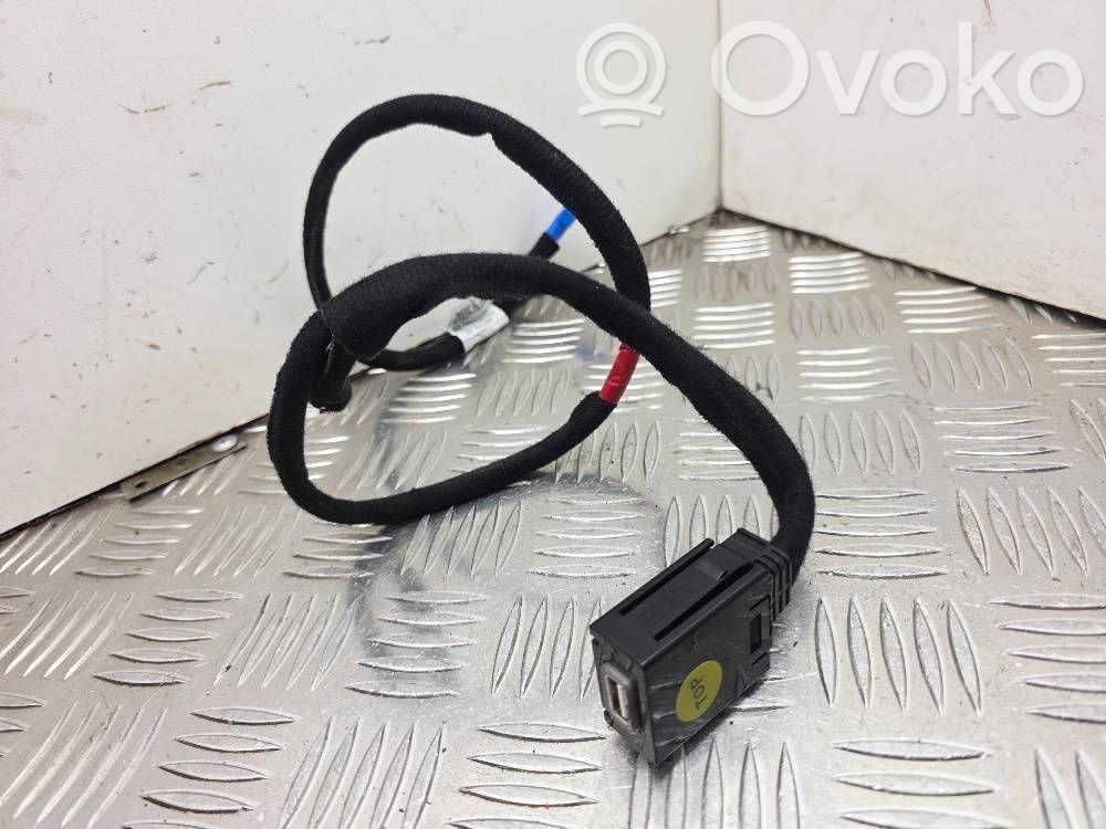 KIA Niro Enchufe conector USB 