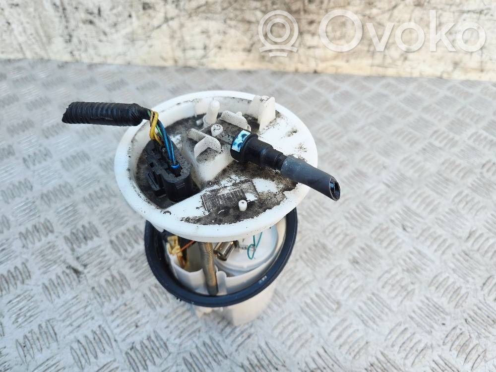 Volvo V40 Bomba interna de combustible 