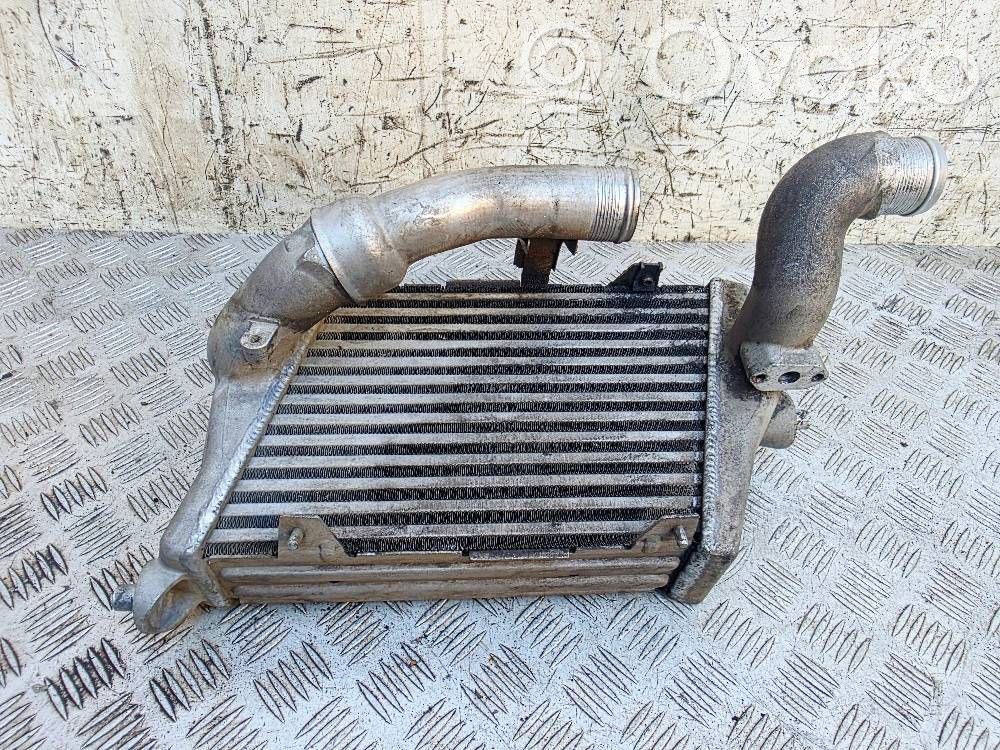 Refroidisseur intermédiaire   4E0145805K