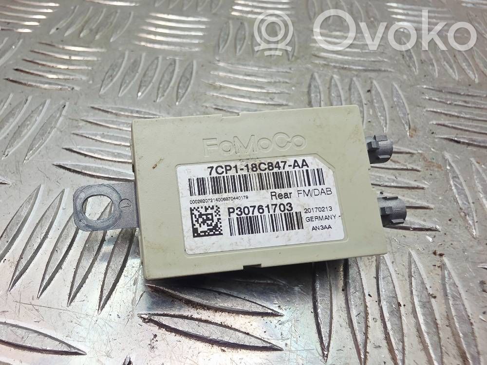 Volvo V40 Antenos stiprintuvas 