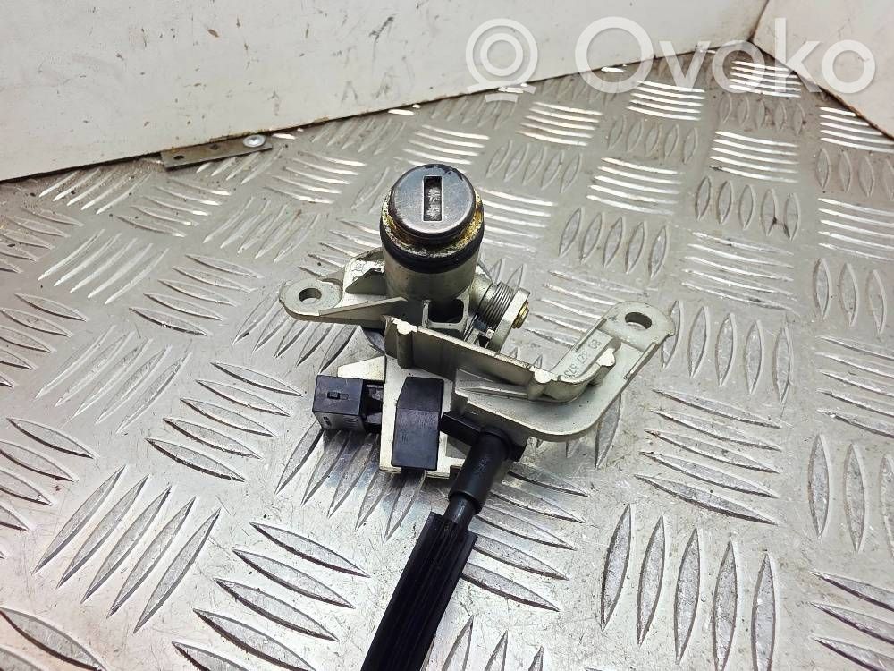 Audi A8 S8 D3 4E Tailgate exterior lock 