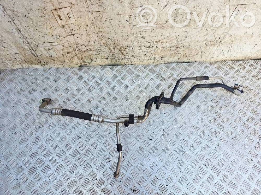 Audi A8 S8 D3 4E Ilmastointilaitteen putki (A/C) 