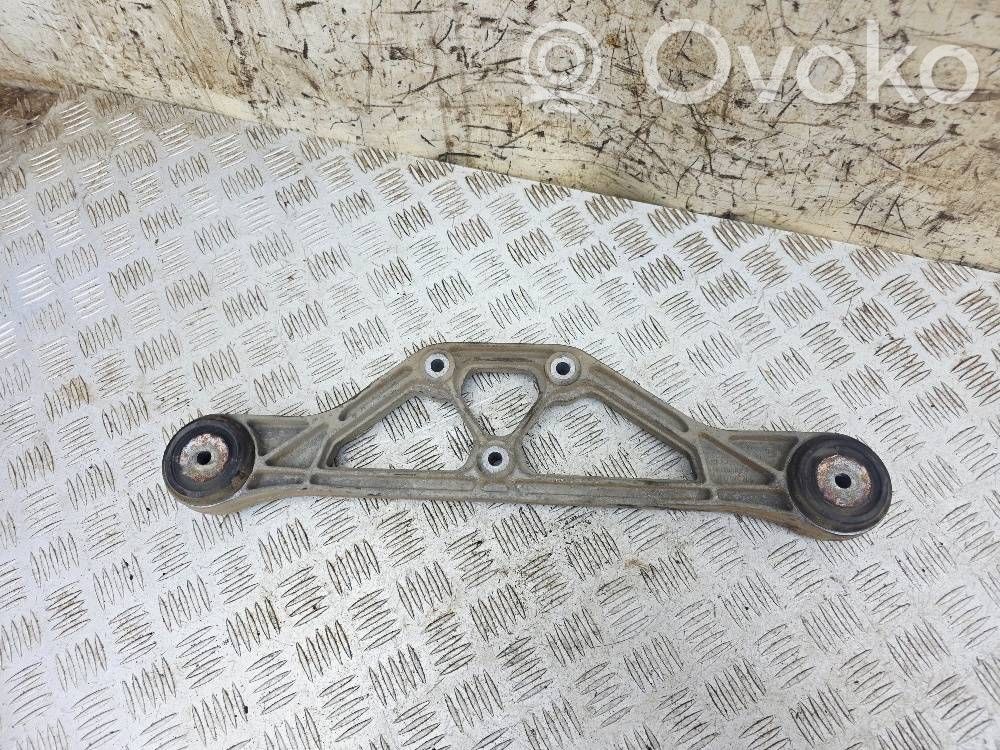 Audi A8 S8 D3 4E Rear differential/diff mount bracket 