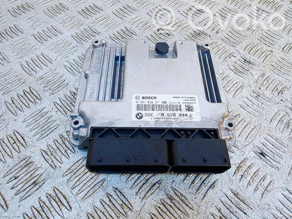 BMW 3 F30 F35 F31 Engine control unit/module 