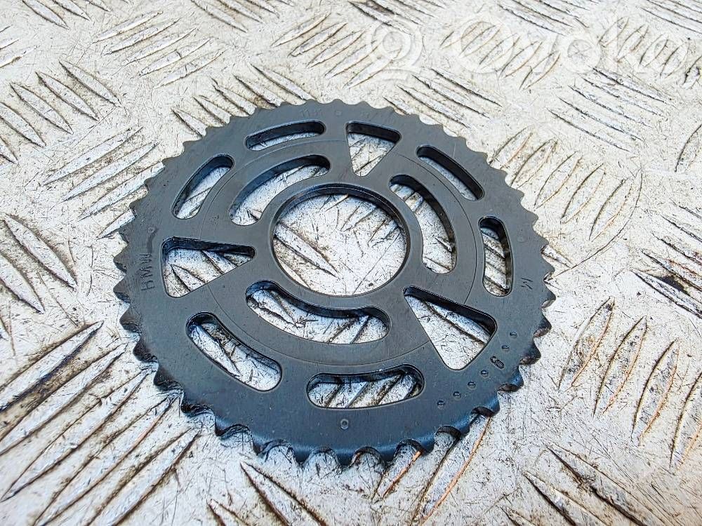 BMW 3 F30 F35 F31 Timing chain sprocket 