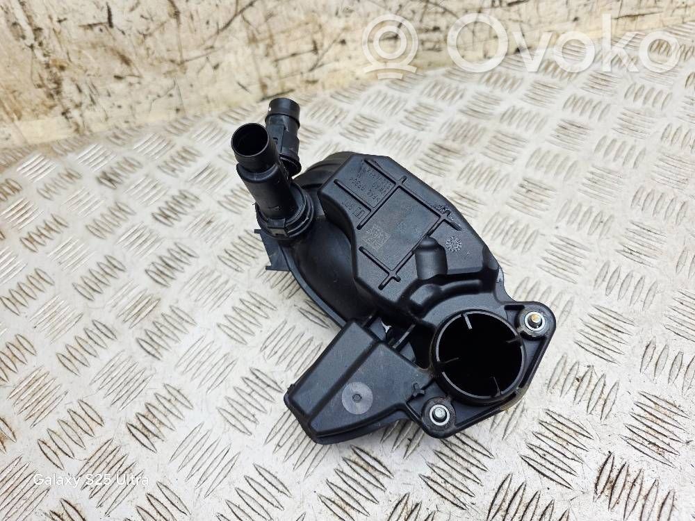 Audi A1 Oro paėmimo kanalo detalė (-ės) 