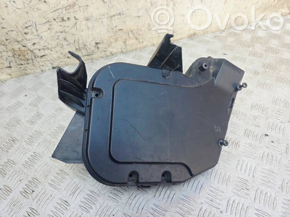 Volvo V40 Engine control unit box 