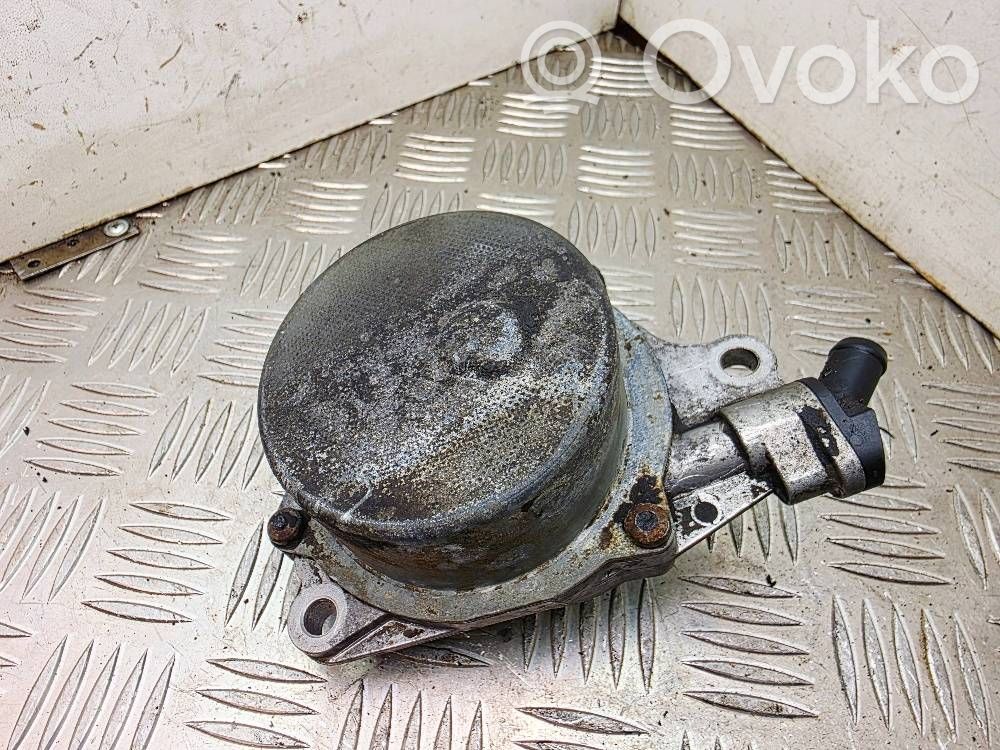 BMW X5 E53 Vacuum pump 