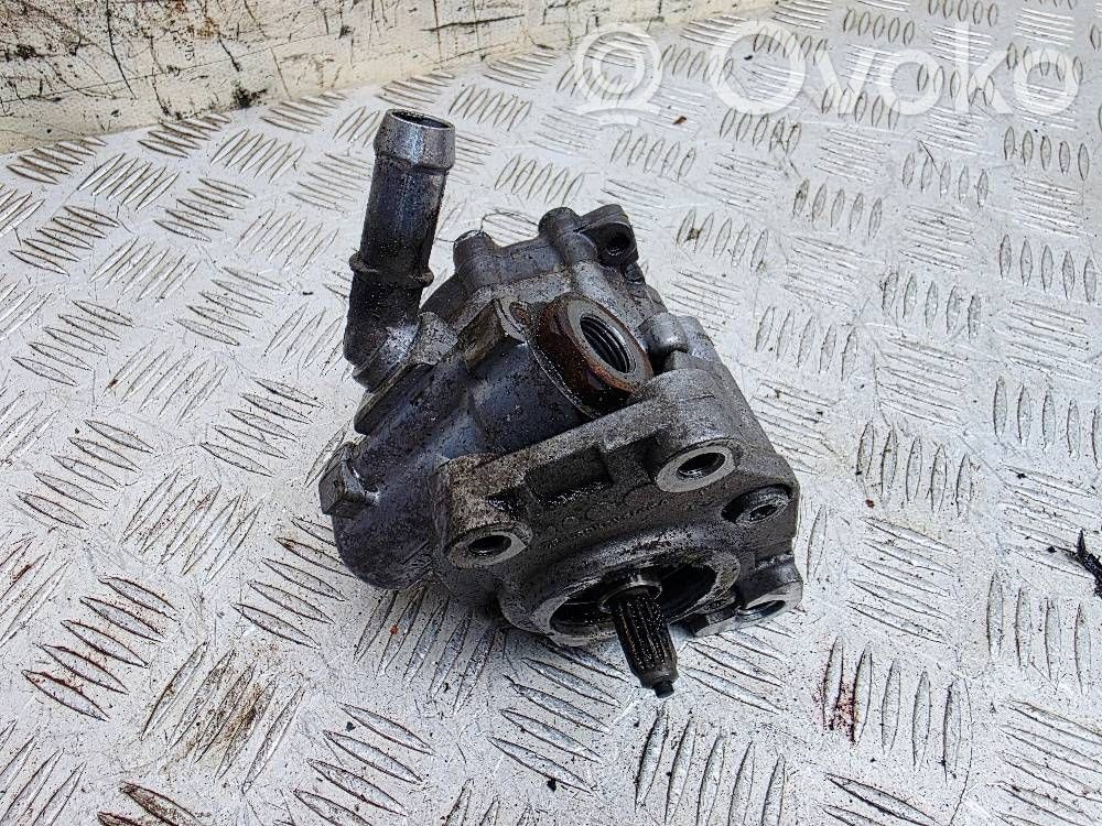 Audi A8 S8 D3 4E Power steering pump 
