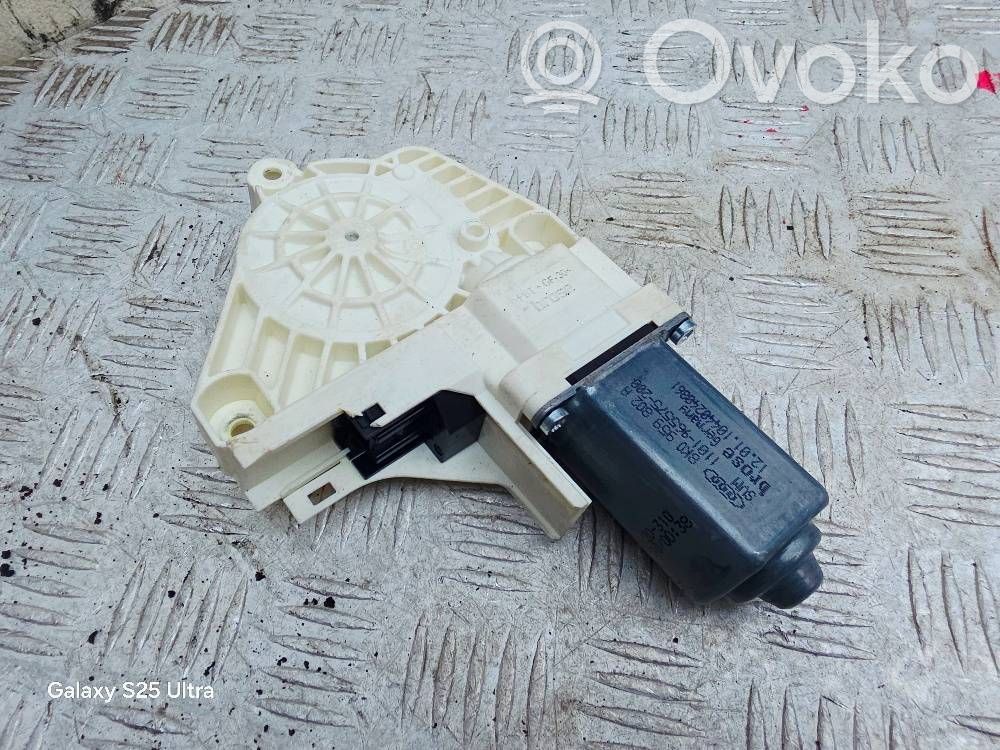 Audi Q7 4L Etuoven ikkunan nostomoottori 