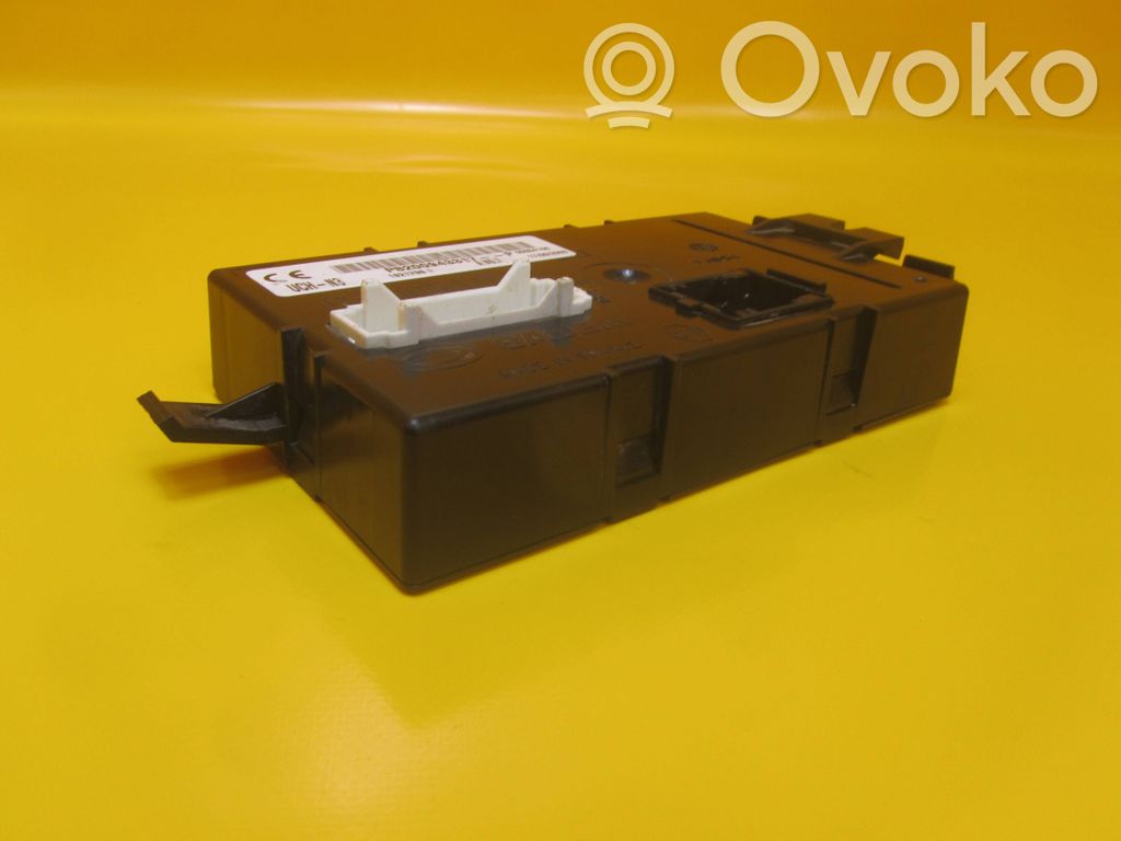Engine control unit/module ECU   P8200943317,18217981,00034166