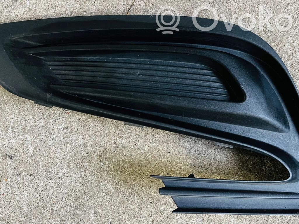 Opel Mokka Etupuskurin alempi jäähdytinsäleikkö 
