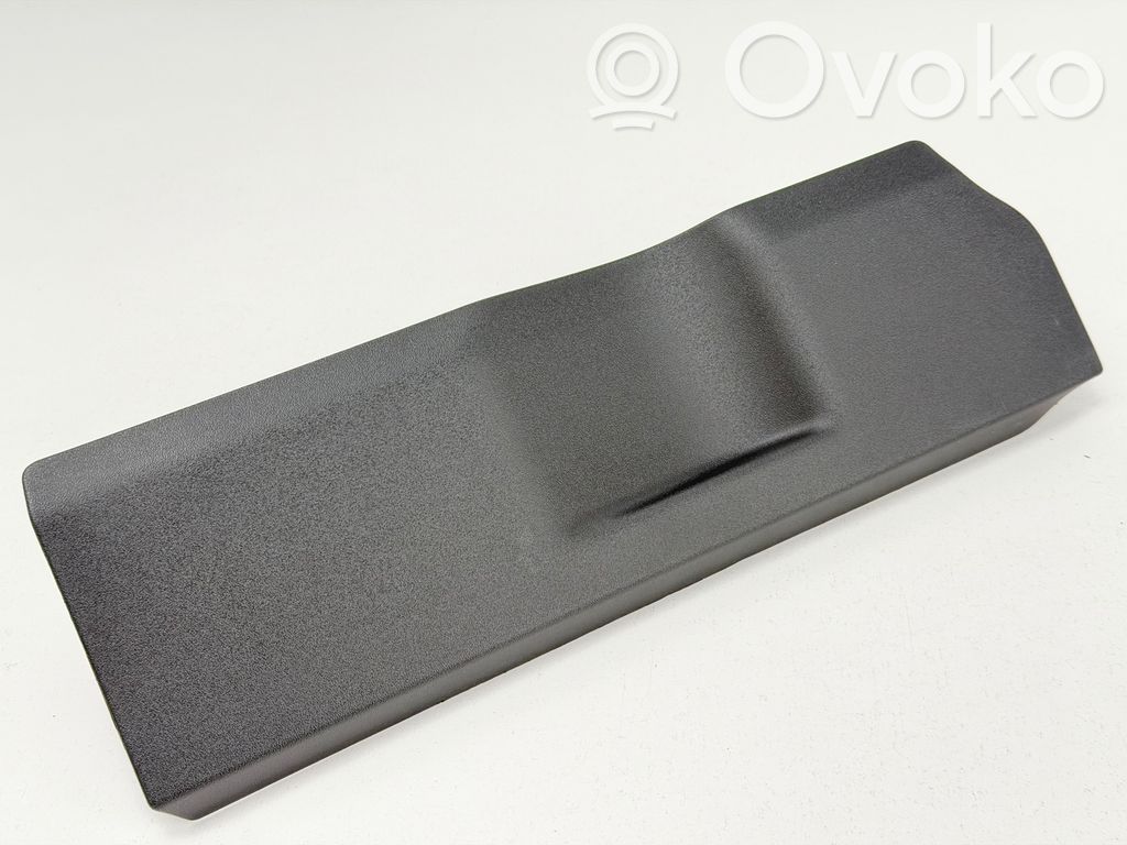 Centre console side trim front   5FF868917