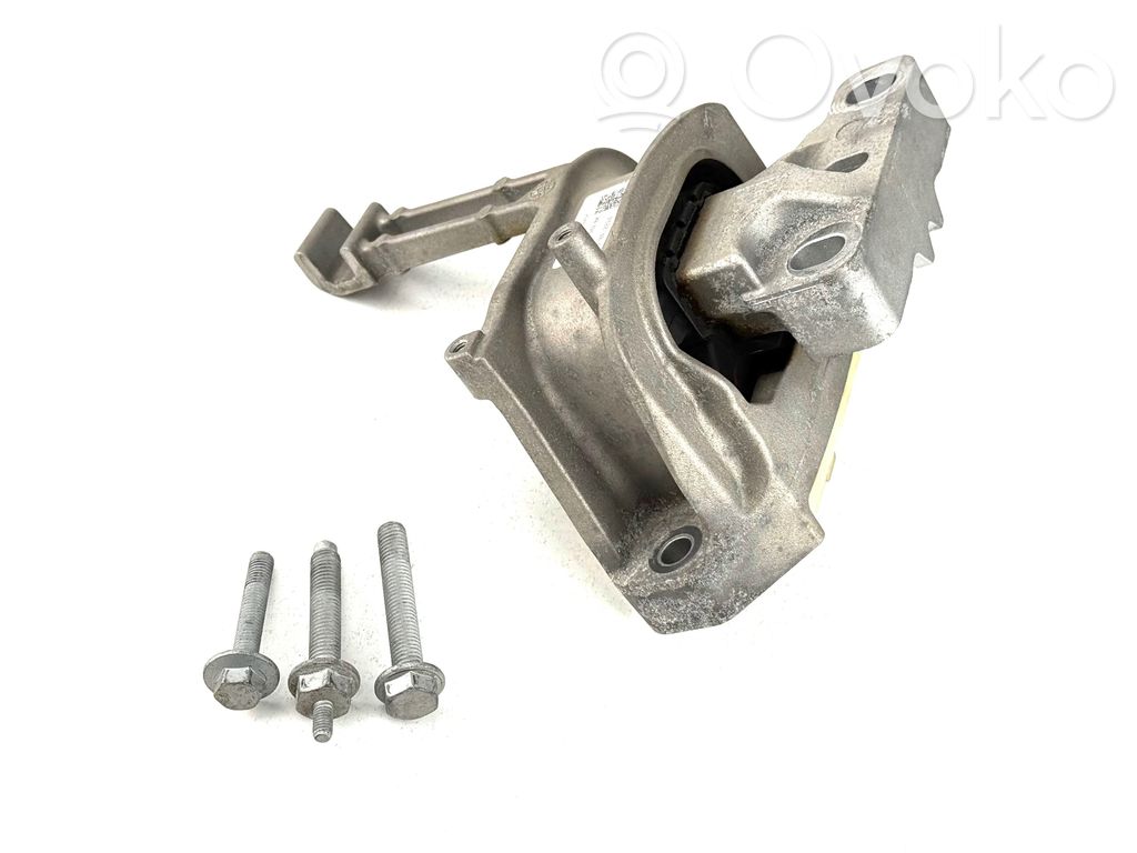 Engine mount bracket   152106,2Q0199262BK,20042024