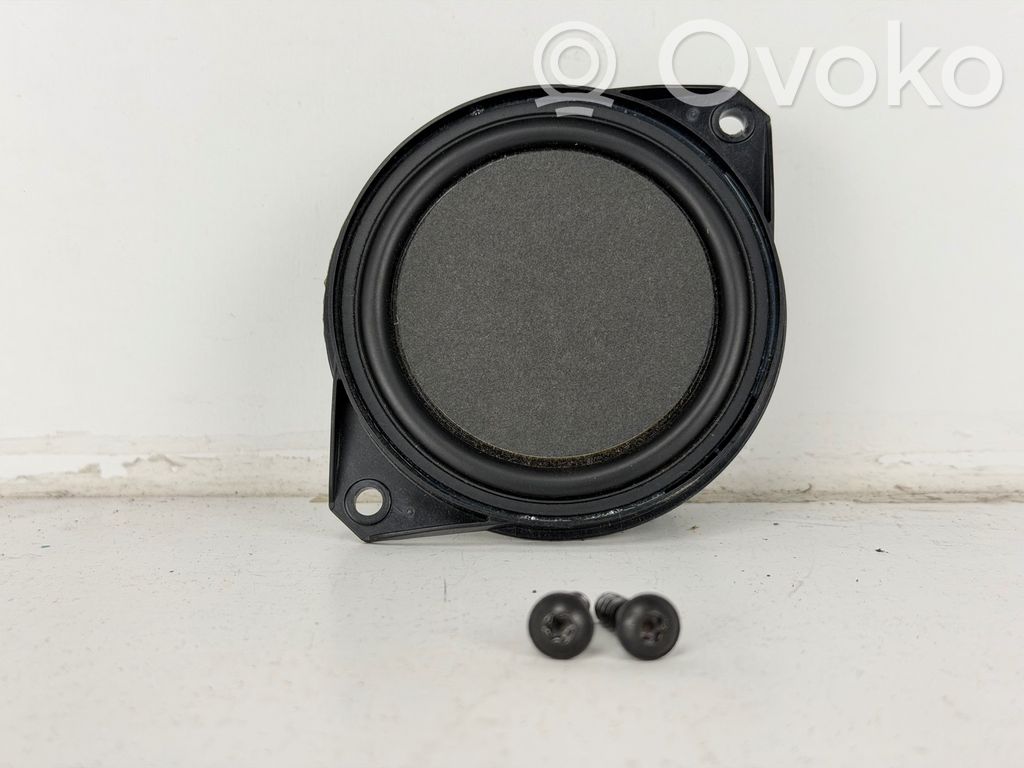 Audi A1 Front door speaker 
