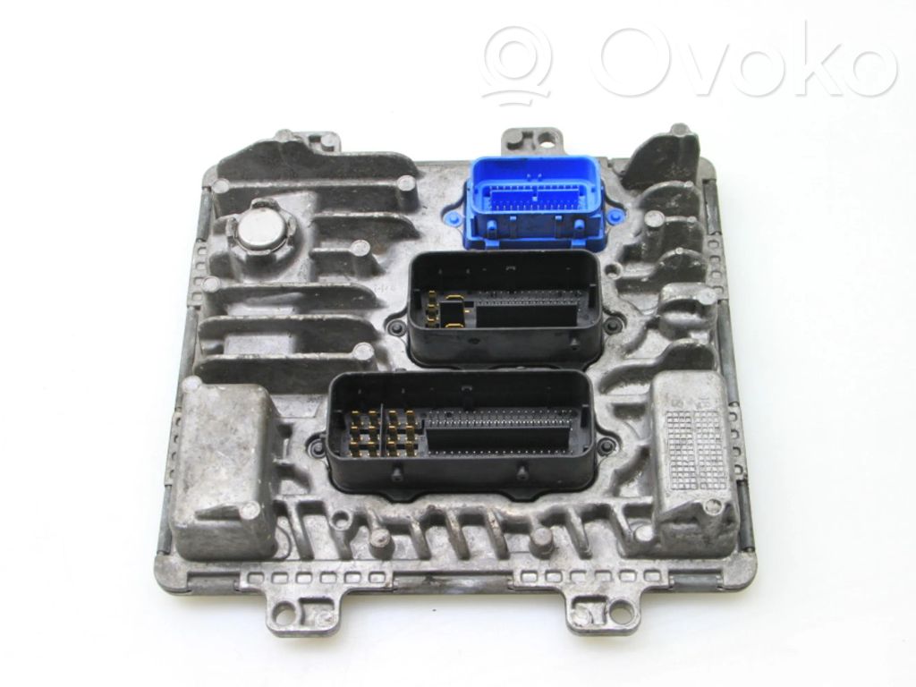 Opel Corsa E Engine control unit/module 
