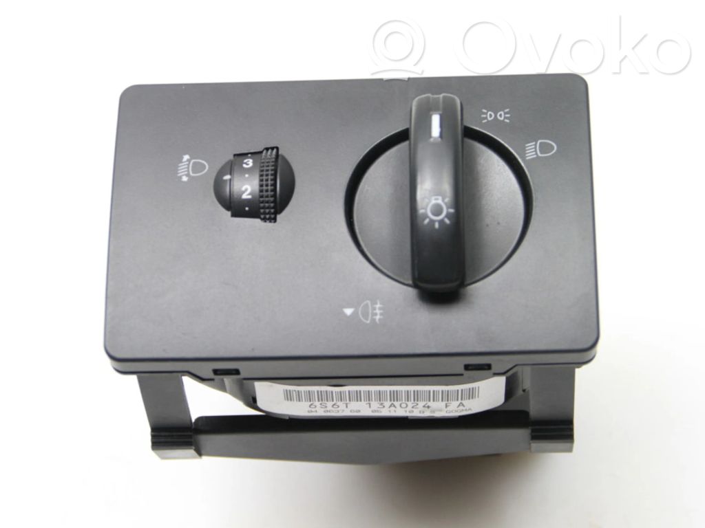 Ford Fiesta Light switch 