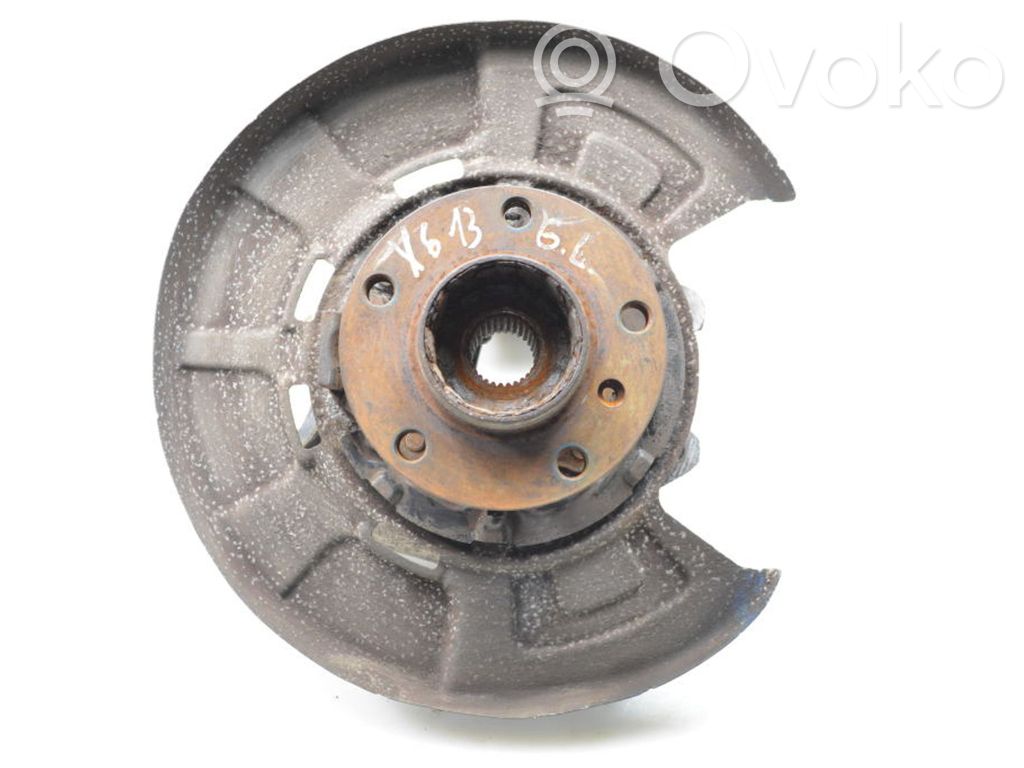 Cubo de rueda trasera   6770983