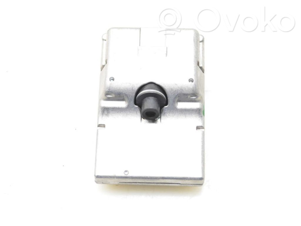 Windshield/windscreen camera   39093426