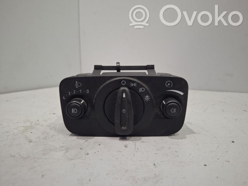 Interruptor de luz   AV6T13A024CA