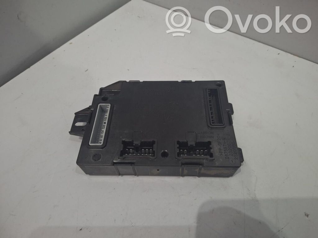 Renault Captur Engine control unit/module 