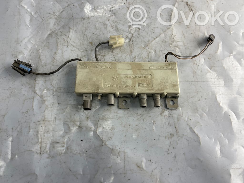 BMW 5 E39 Antenos stiprintuvas 