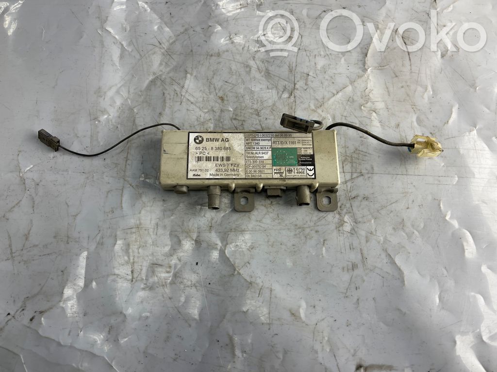 BMW 5 E39 Antenos stiprintuvas 