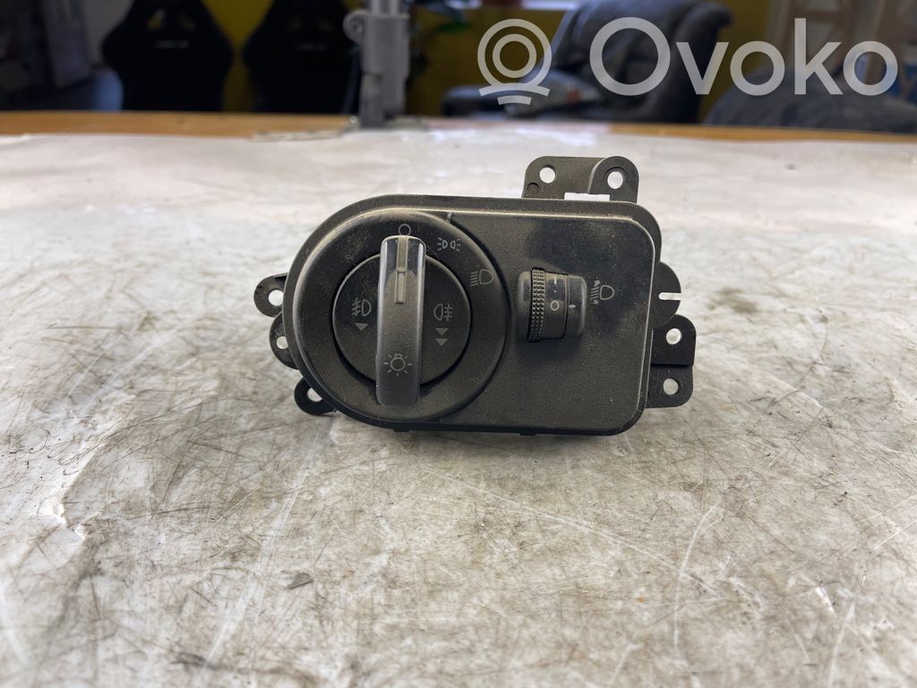 Light switch   2S6T13A024CA,2S6T13A024