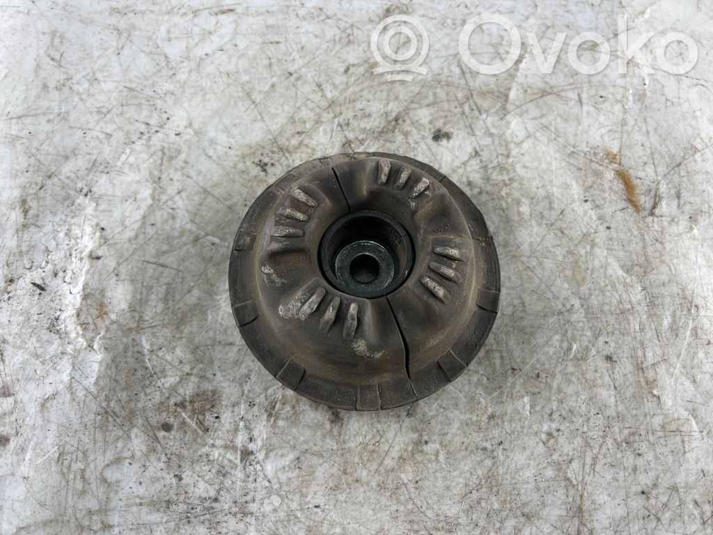 Audi A4 S4 B7 8E 8H Ylempi etutukivarren kiinnitys 