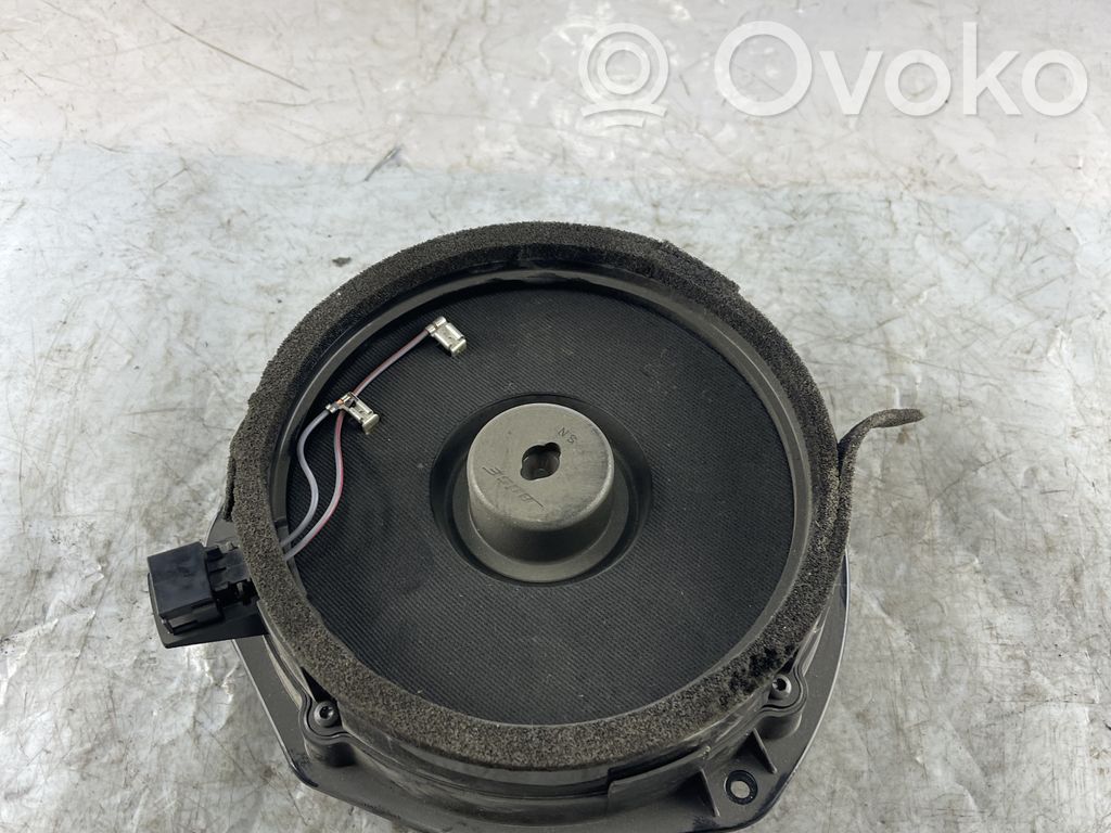 Audi A8 S8 D3 4E Front door speaker 