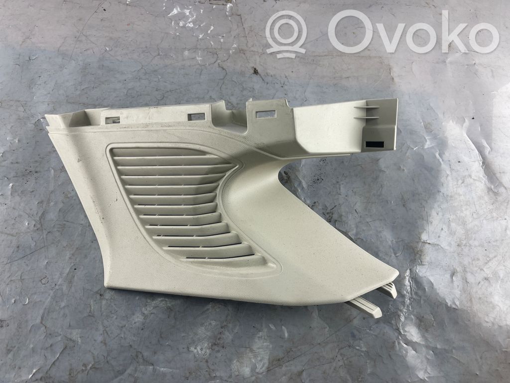 Ford Focus Pilar (D) (superior) 