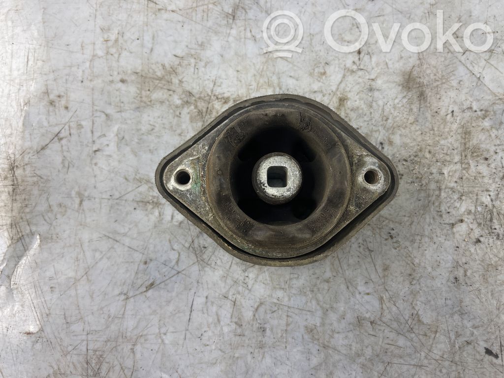 Audi A6 S6 C5 4B Gearbox mount 