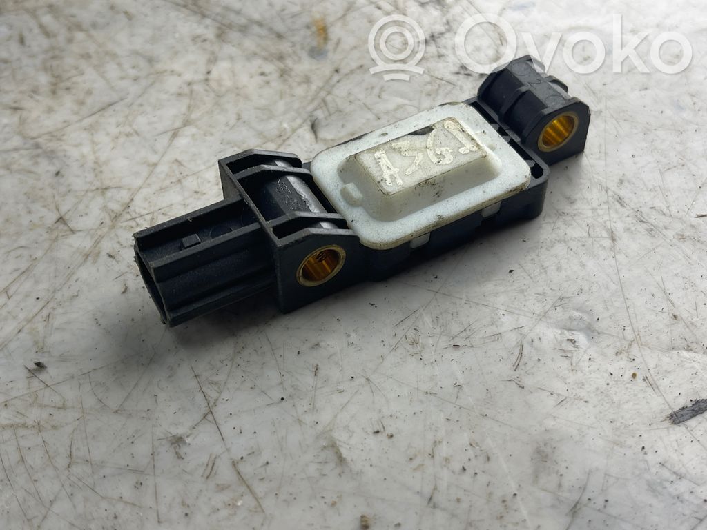 Audi A3 S3 8P Airbag deployment crash/impact sensor 