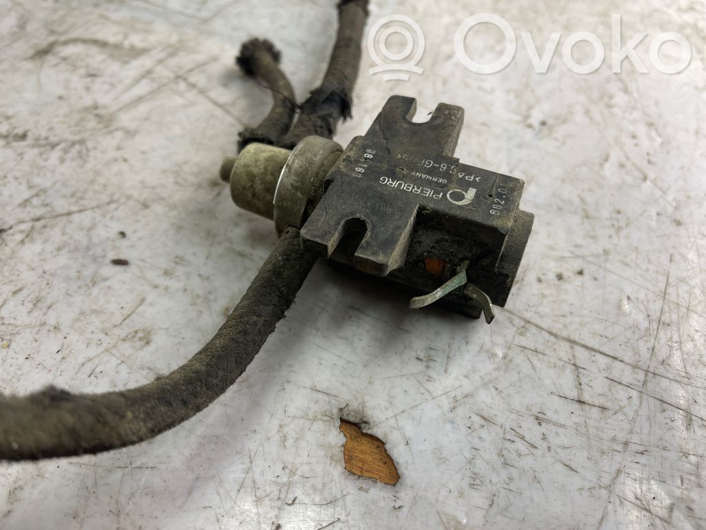 Volkswagen PASSAT B5 Zawór podciśnienia / Elektrozawór turbiny 