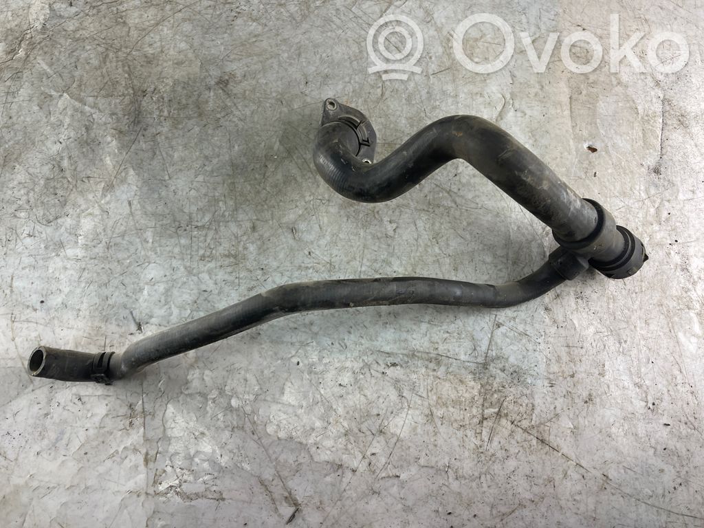 Volkswagen PASSAT B5 Engine coolant pipe/hose 