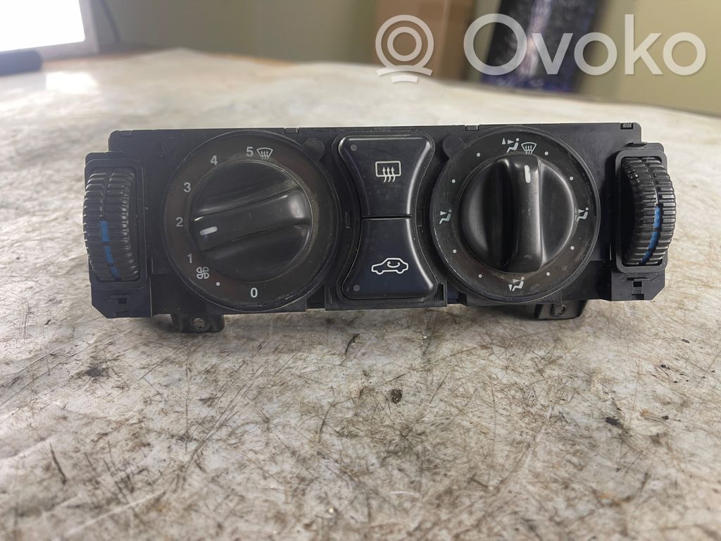 Mercedes-Benz C W202 Climate control unit 