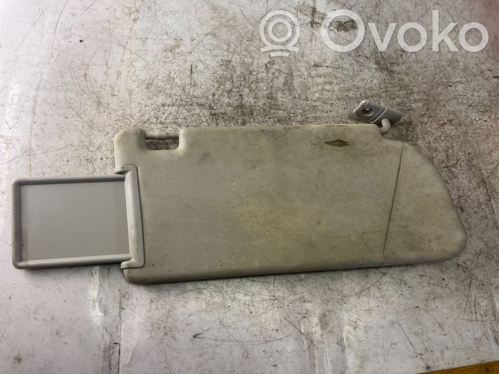 Sun visor