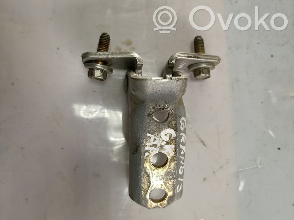 Mitsubishi Grandis Rear door lower hinge 
