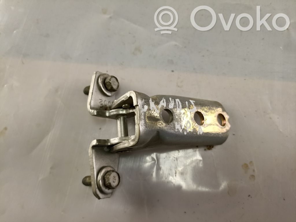 Mitsubishi Grandis Front door lower hinge 